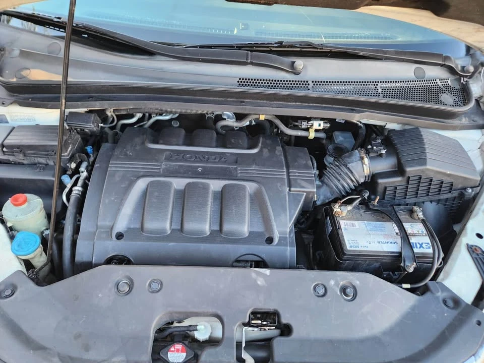 2010 Honda Odyssey - Image 11 of 19