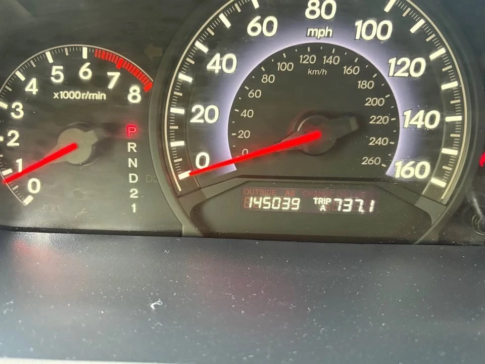 2010 Honda Odyssey - Image 10 of 10