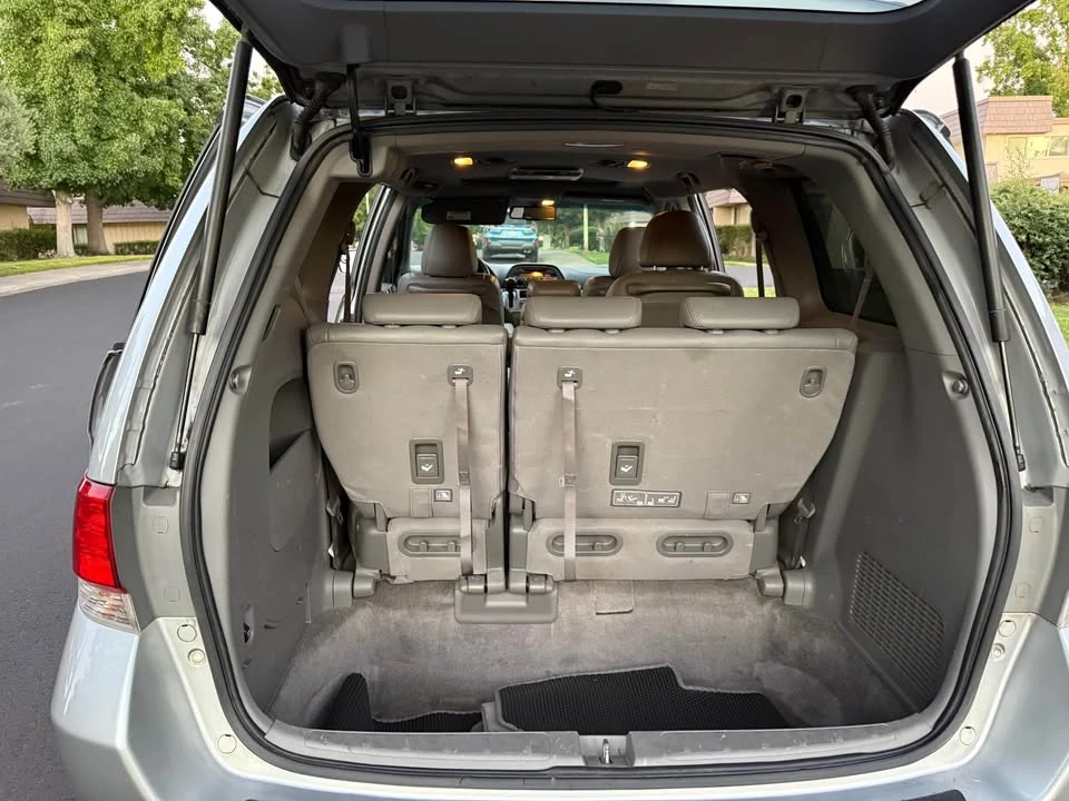 2010 Honda Odyssey - Image 14 of 18