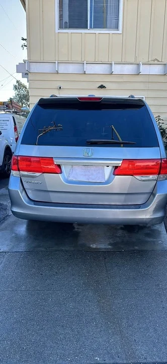 2010 Honda Odyssey - Image 2 of 4