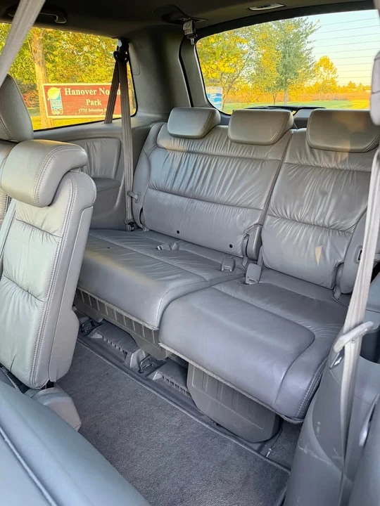 2010 Honda Odyssey - Image 12 of 20