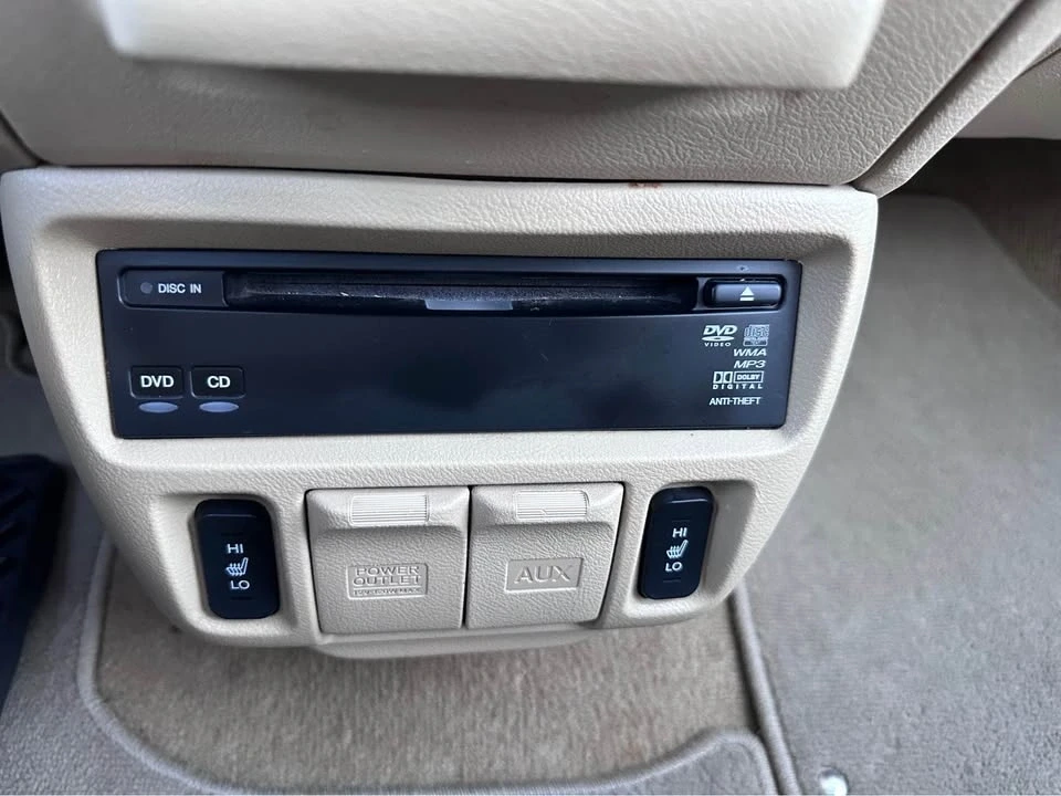 2010 Honda Odyssey - Image 8 of 15