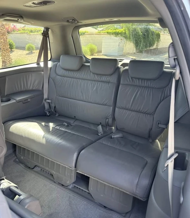 2010 Honda Odyssey - Image 7 of 14