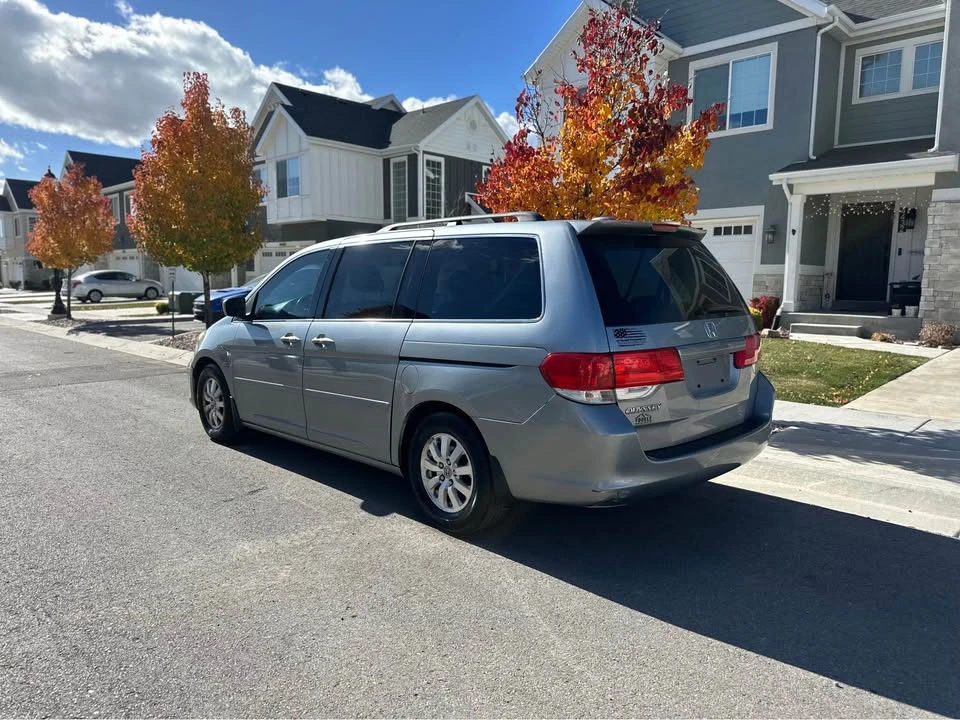 2010 Honda Odyssey - Image 5 of 7