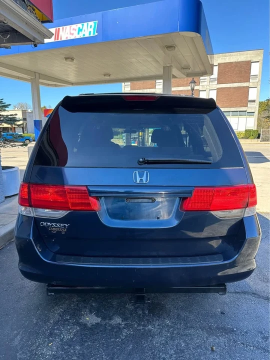 2010 Honda Odyssey - Image 6 of 15