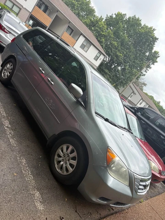 2010 Honda Odyssey - Image 4 of 10