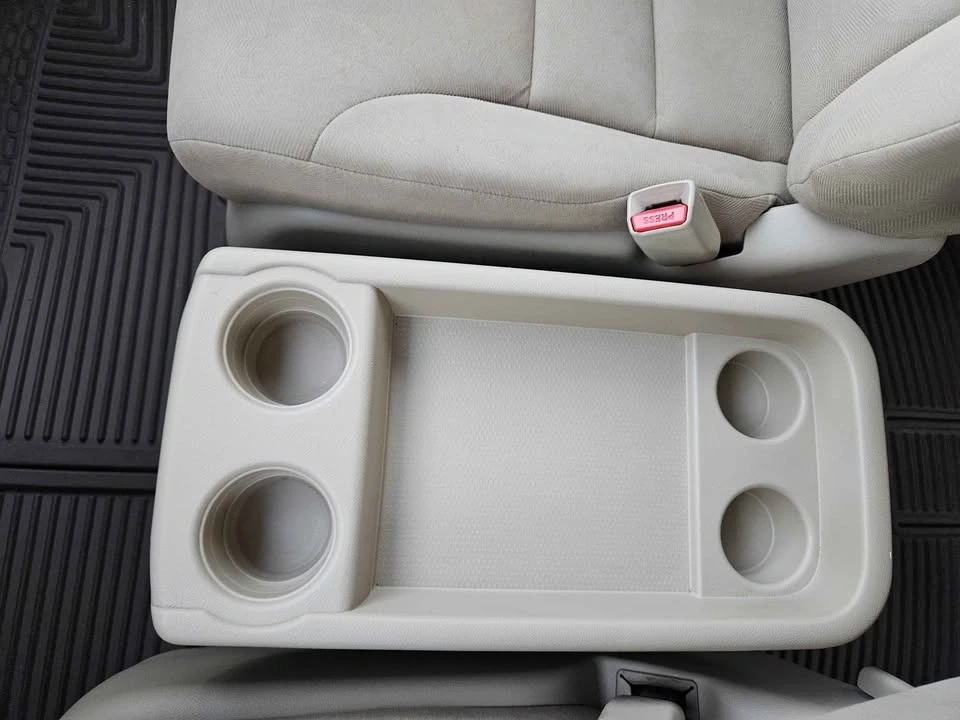 2010 Honda Odyssey - Image 14 of 20