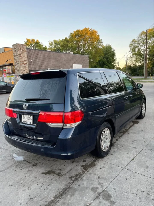 2010 Honda Odyssey - Image 4 of 8