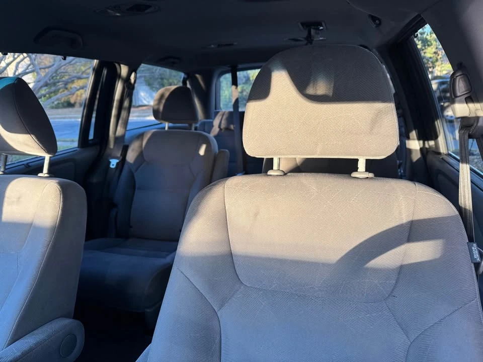 2010 Honda Odyssey - Image 5 of 9