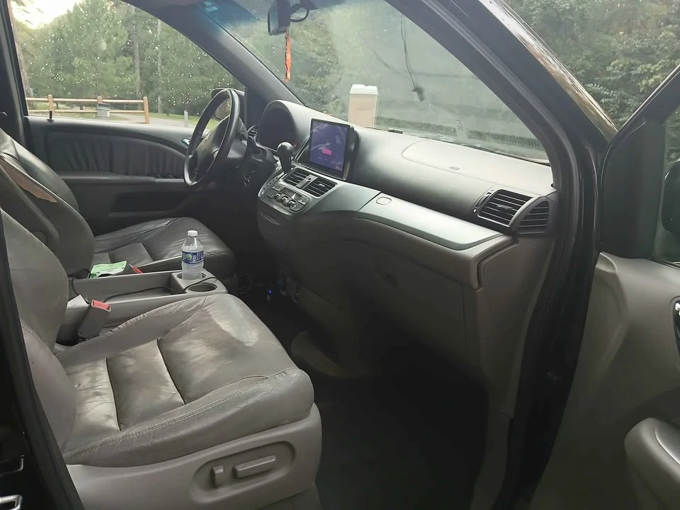 2010 Honda Odyssey - Image 7 of 12