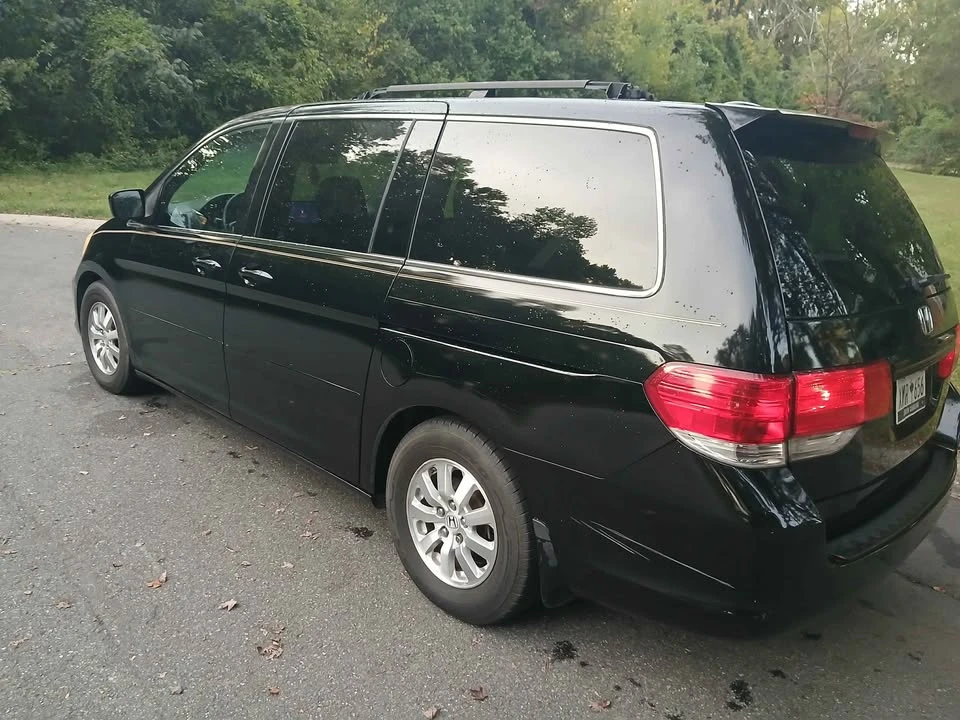 2010 Honda Odyssey - Image 4 of 12