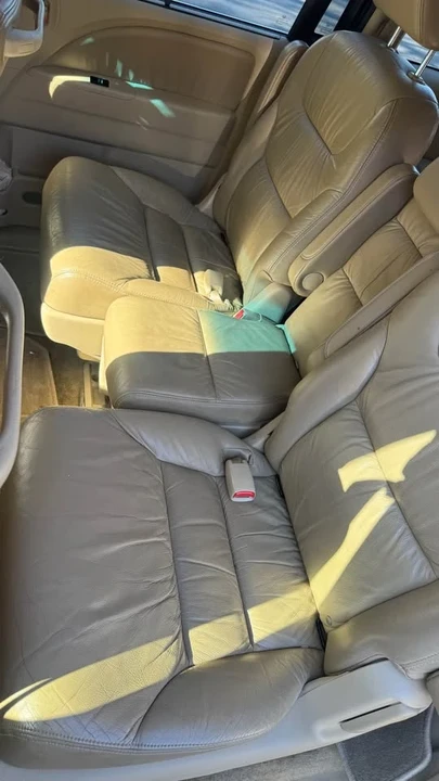 2010 Honda Odyssey - Image 7 of 10