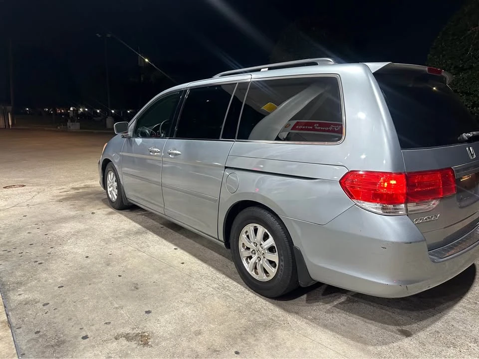 2010 Honda Odyssey - Image 12 of 12