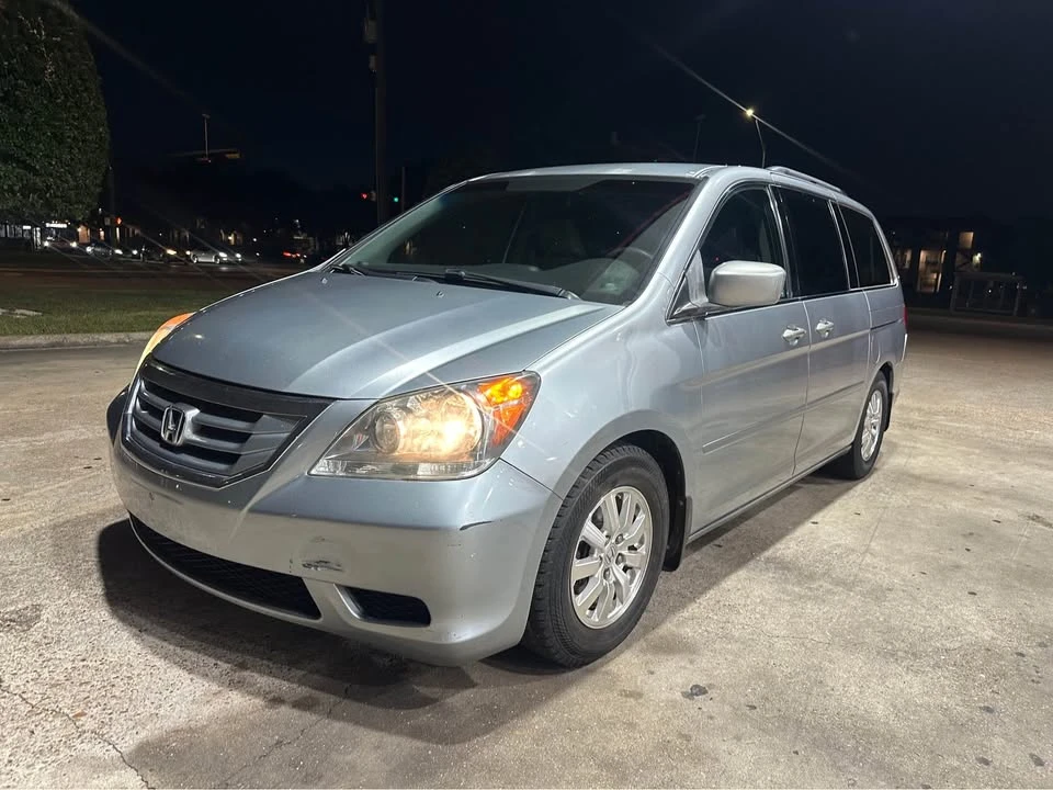 2010 Honda Odyssey - Image 6 of 12