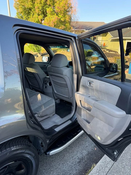 2010 Honda Pilot 2nd Gen - Image 9 of 12