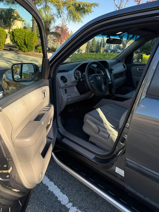 2010 Honda Pilot 2nd Gen - Image 7 of 12