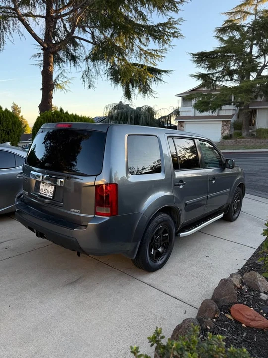 2010 Honda Pilot 2nd Gen - Image 5 of 12