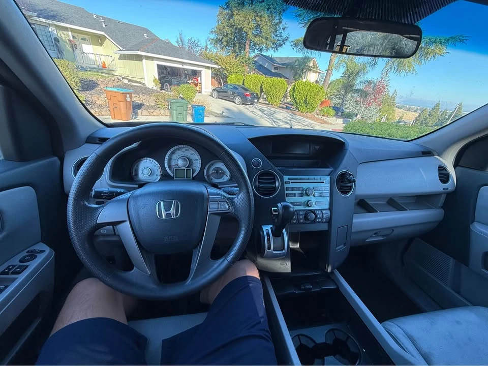 2010 Honda Pilot 2nd Gen - Image 11 of 12
