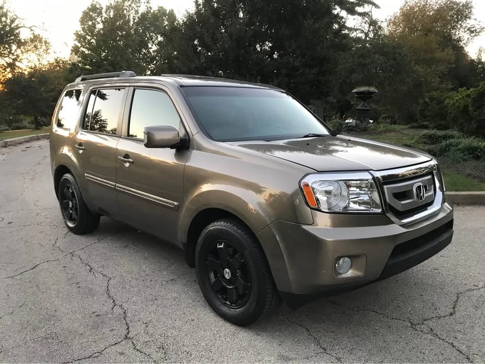 2010 Honda Pilot 2nd Gen - Image 2 of 19