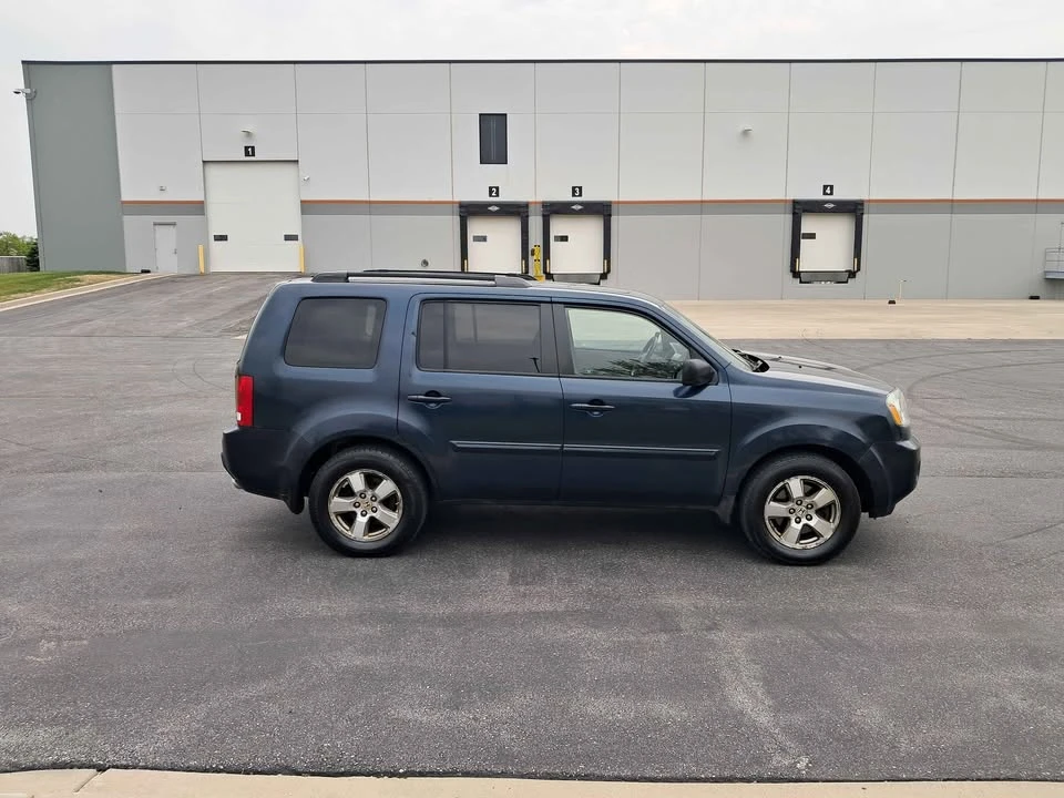 2010 Honda Pilot 2nd Gen - Image 5 of 16