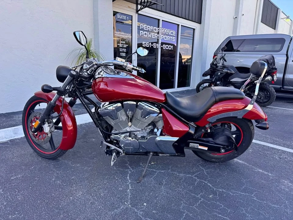 2010 Honda Motorcycles - Image 2 of 9
