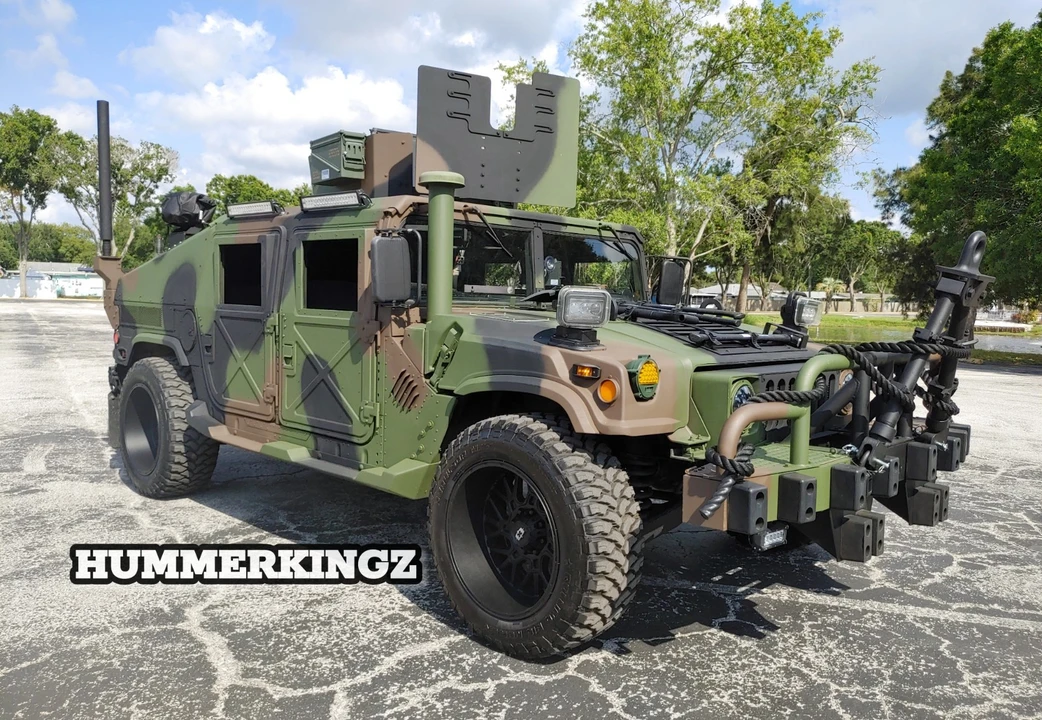 2010 Hummer HMMWV - Image 14 of 21