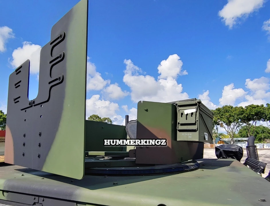 2010 Hummer HMMWV - Image 9 of 21