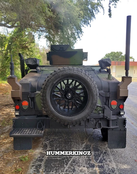 2010 Hummer HMMWV - Image 12 of 21