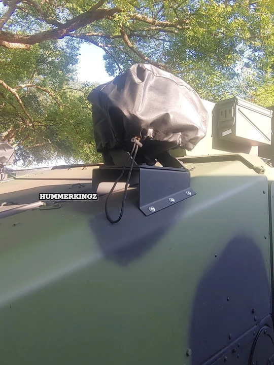 2010 Hummer HMMWV - Image 7 of 21