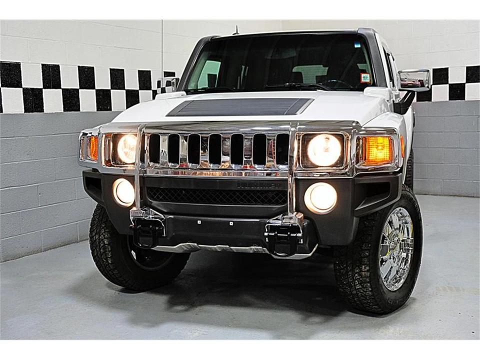 2010 Hummer Hummer H3 - Image 10 of 31