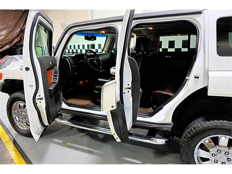 2010 Hummer Hummer H3 - Image 15 of 31
