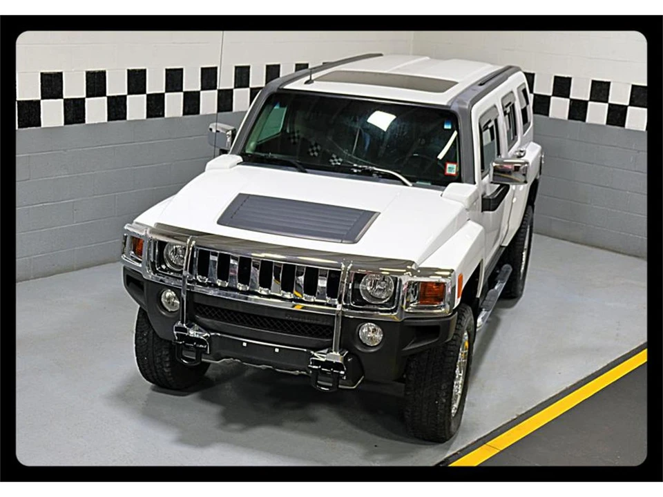 2010 Hummer Hummer H3 - Image 28 of 31