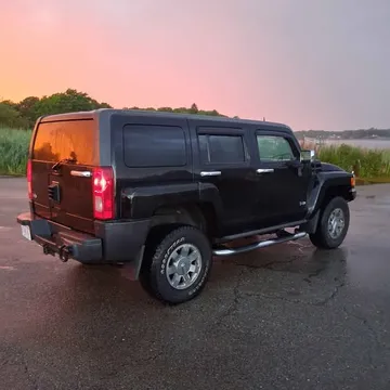 2010 Hummer H3 H3x Sport Utility 4D