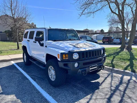 2010 Hummer H3 Sport Utility 4D