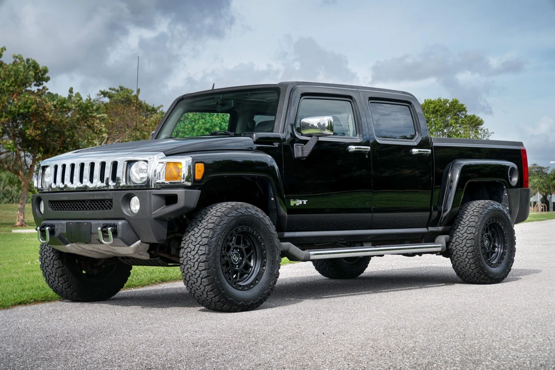 2010 Hummer Hummer H3 - Image 3 of 31