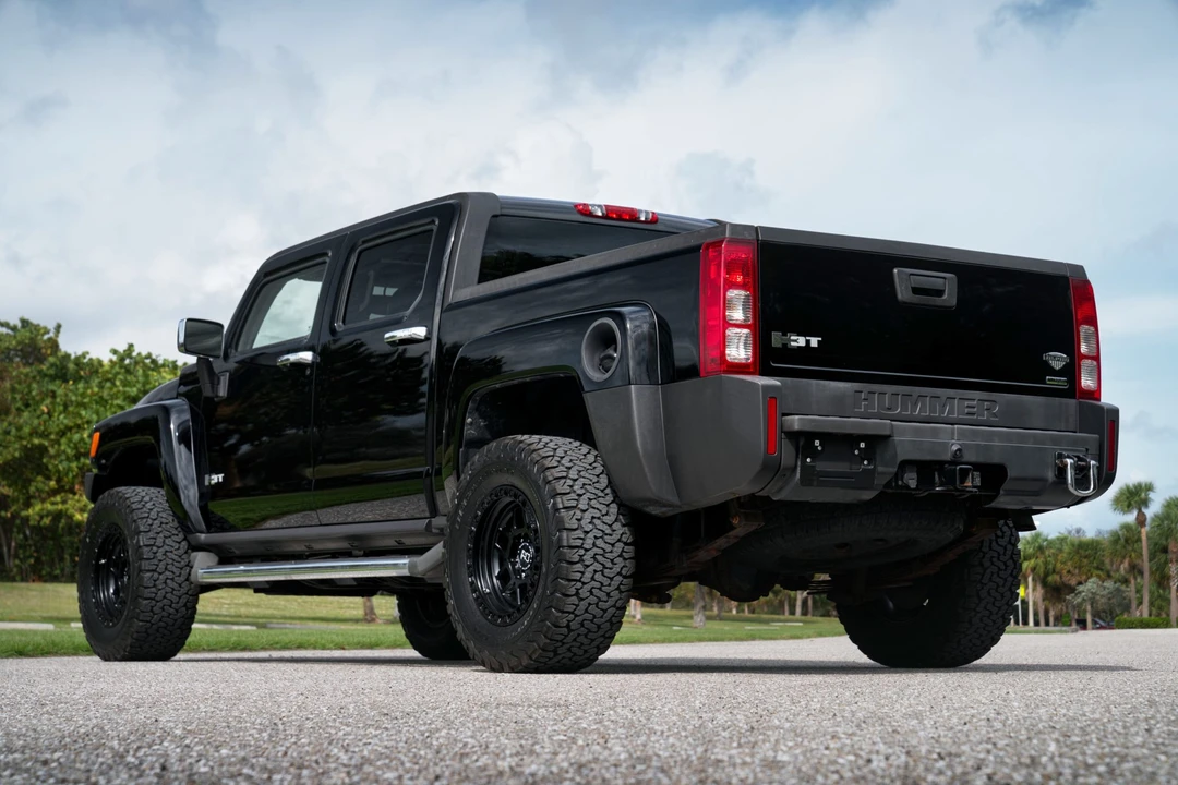 2010 Hummer Hummer H3 - Image 8 of 31