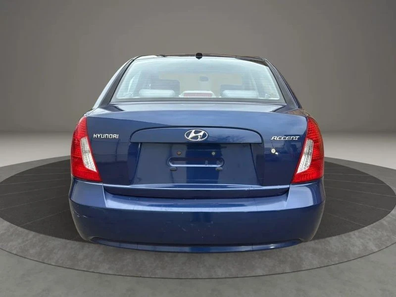 2010 Hyundai Accent - Image 6 of 12