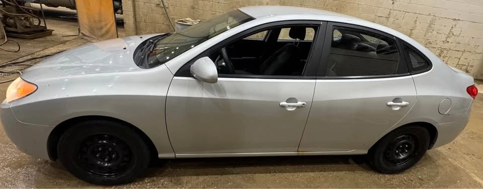 2010 Hyundai Elantra - Image 4 of 13