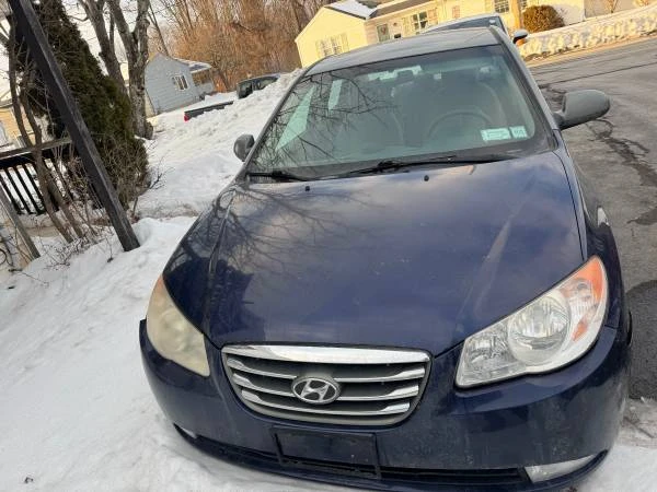 2010 Hyundai Elantra - Image 2 of 3