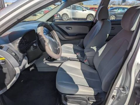 2010 Hyundai Elantra - Image 6 of 20