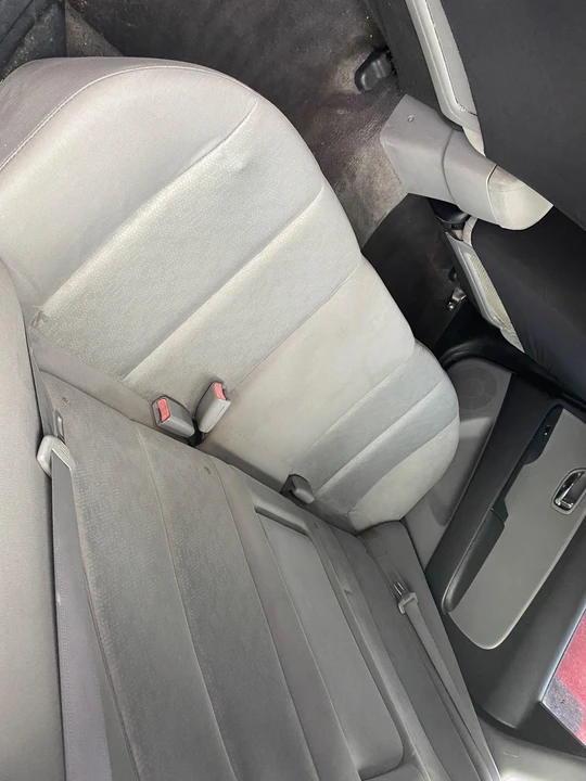 2010 Hyundai Elantra - Image 18 of 19