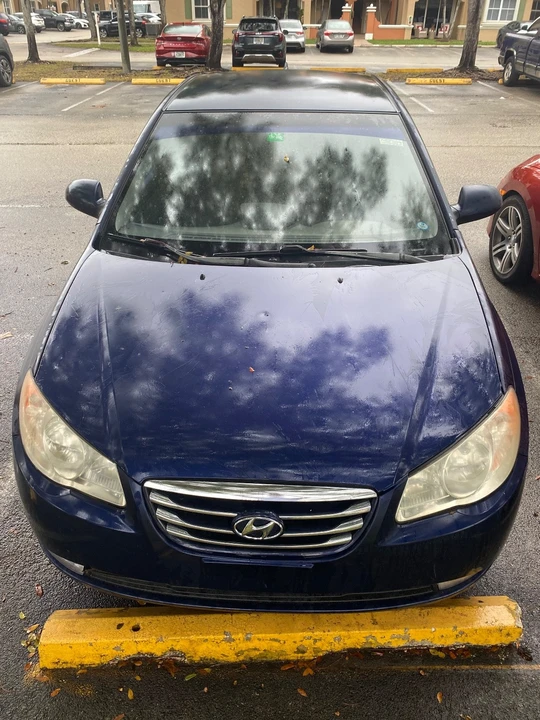 2010 Hyundai Elantra - Image 2 of 19