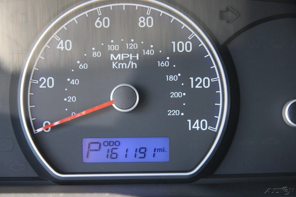 2010 Hyundai Elantra - Image 15 of 21
