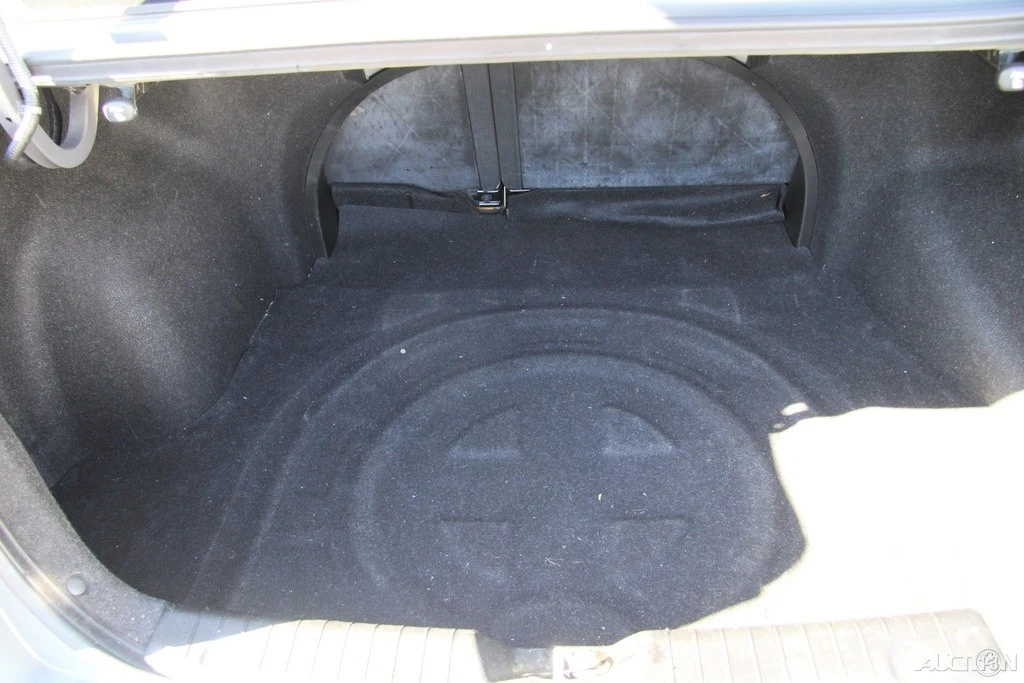 2010 Hyundai Elantra - Image 20 of 21