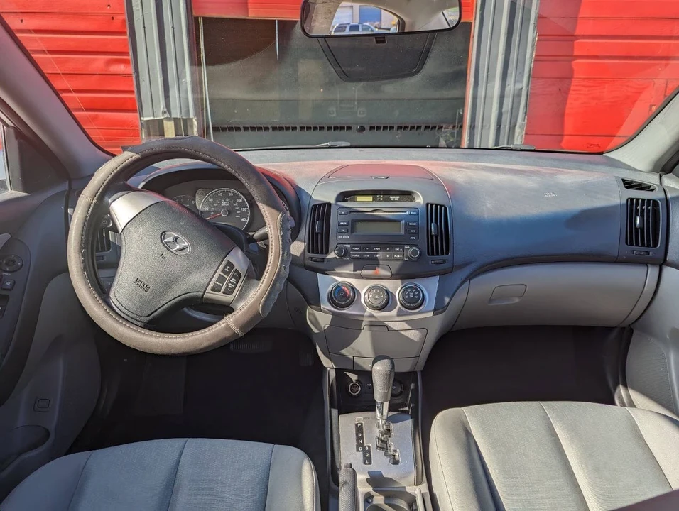 2010 Hyundai Elantra - Image 21 of 21