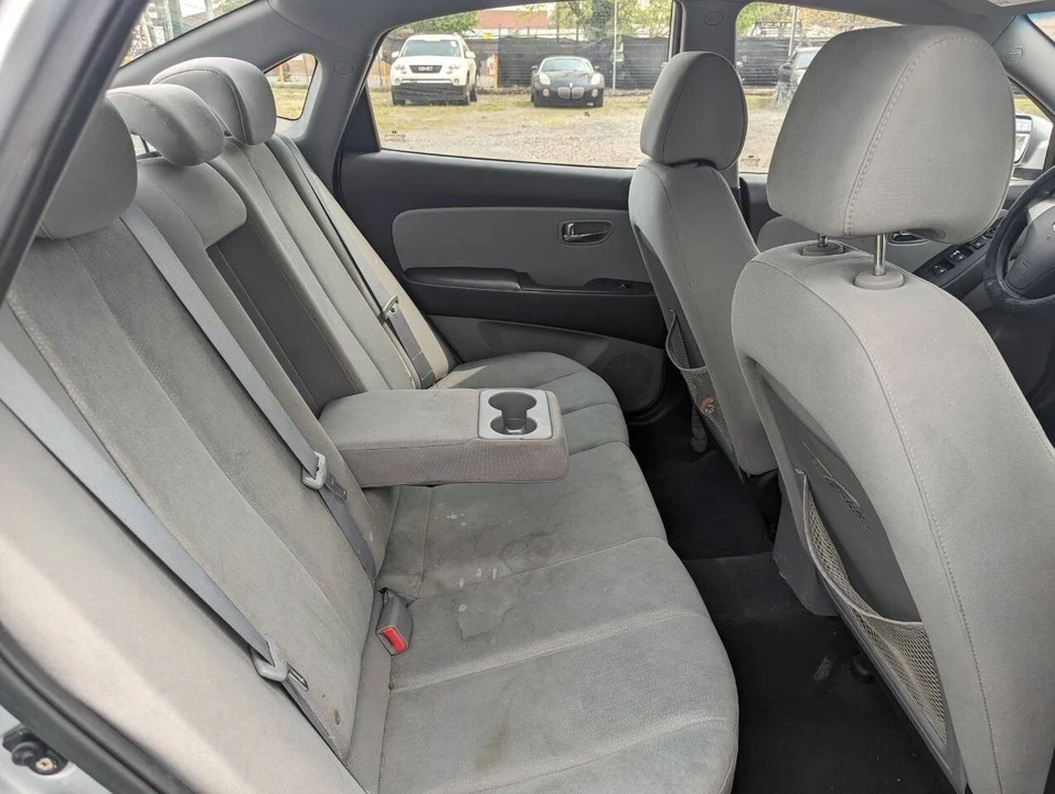 2010 Hyundai Elantra - Image 21 of 21