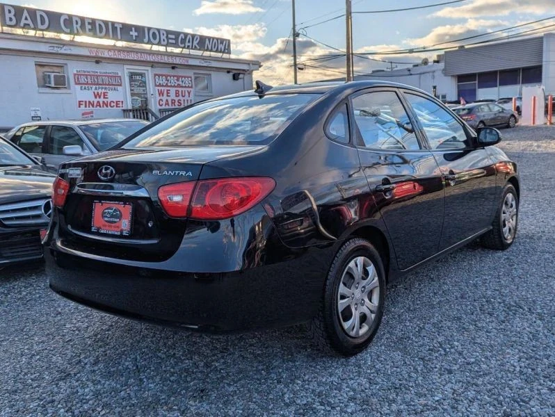 2010 Hyundai Elantra - Image 6 of 12