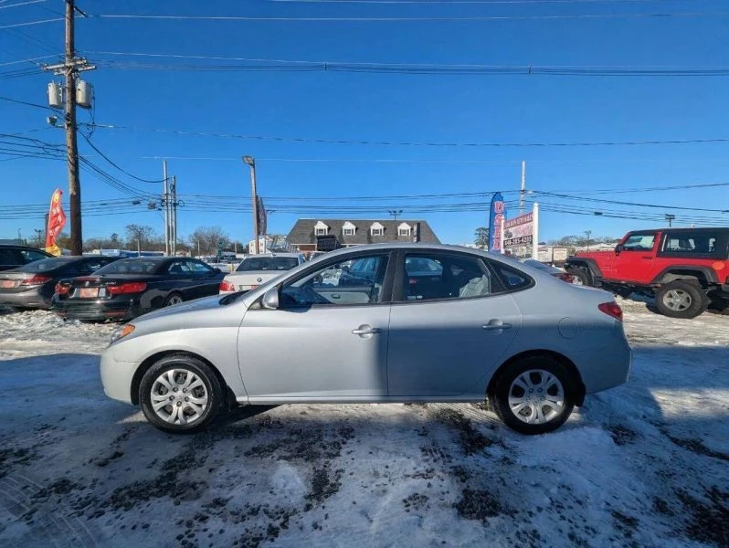 2010 Hyundai Elantra - Image 4 of 12