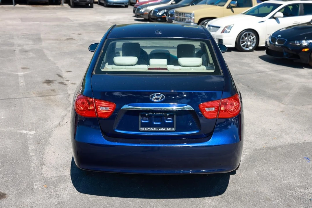 2010 Hyundai Elantra - Image 9 of 21