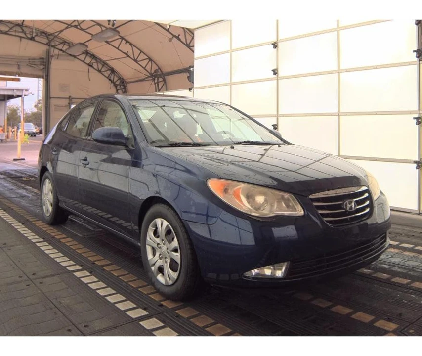2010 Hyundai Elantra - Image 4 of 12